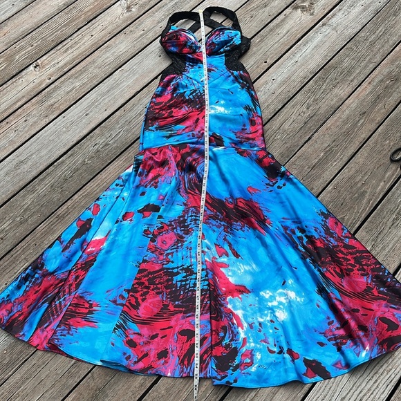 Blondie Nites satiny & sexy mermaid gown 1 - Picture 11 of 15